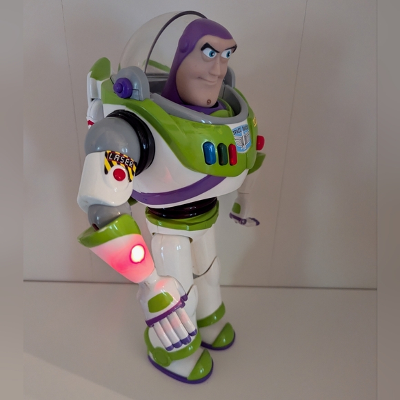 Buzz Lightyear Toy Story Disney Store Pixar Bonnie 12" Talking  Action Figure - Picture 10 of 10